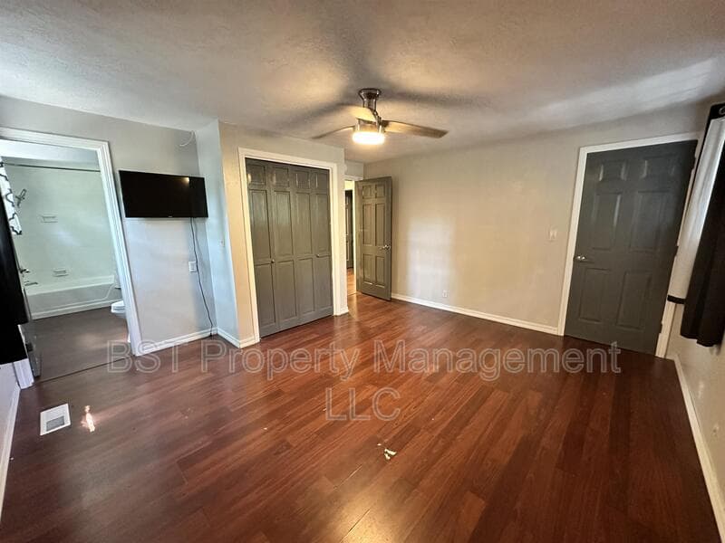 Keizer House: 1458 Greenwood Drive Northeast