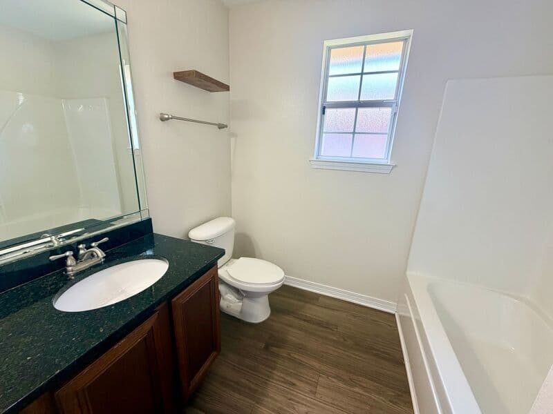 Milton House: 5836 Chi Chi Circle