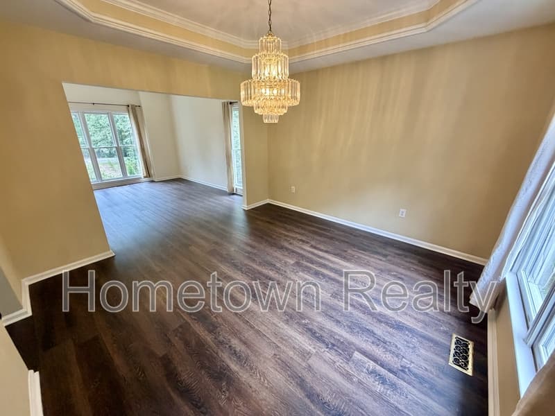 McDonough House: 175 Allie Drive
