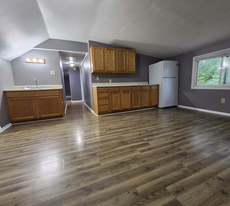 Oshkosh Condo: 515 Jackson Street - Upper