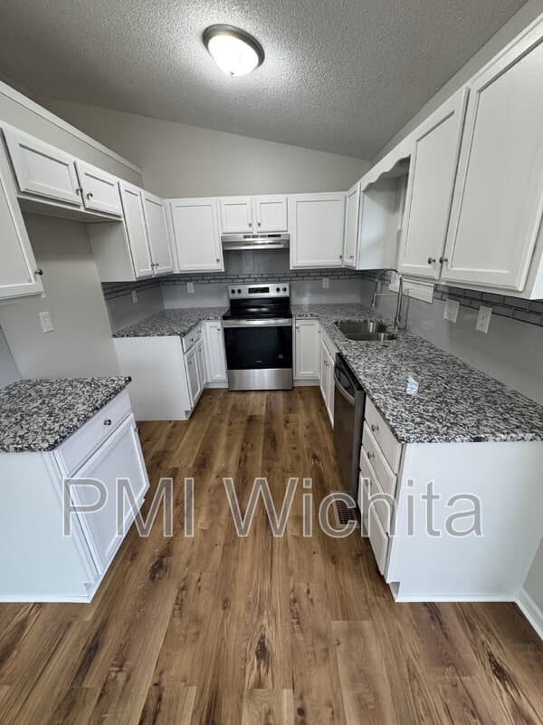 Wichita House: 5102 North Blackhawk Street