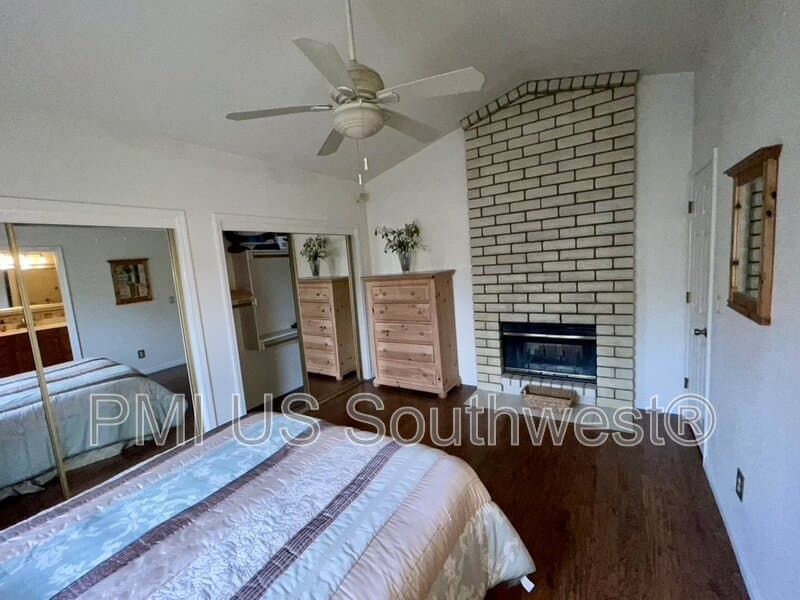Bullhead City House: 3375 Sharon Ln