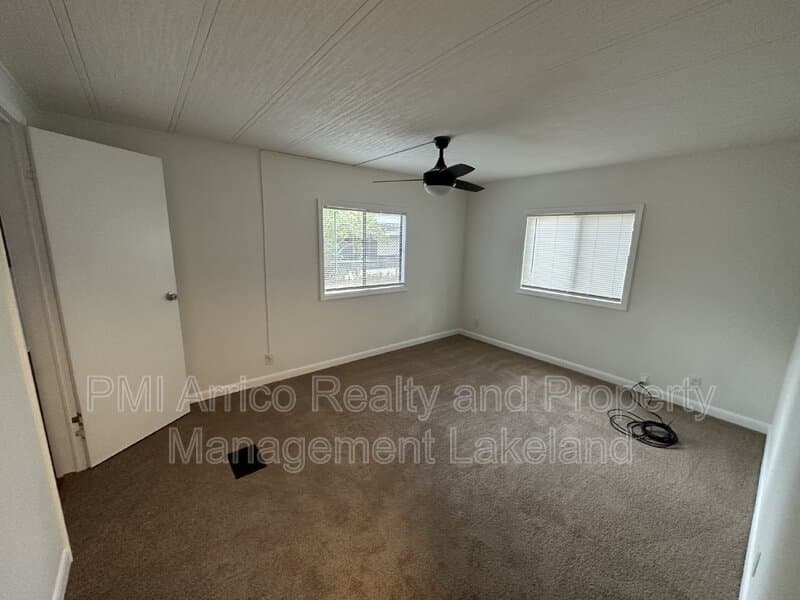 Polk City House: 5444 Jericho Ave