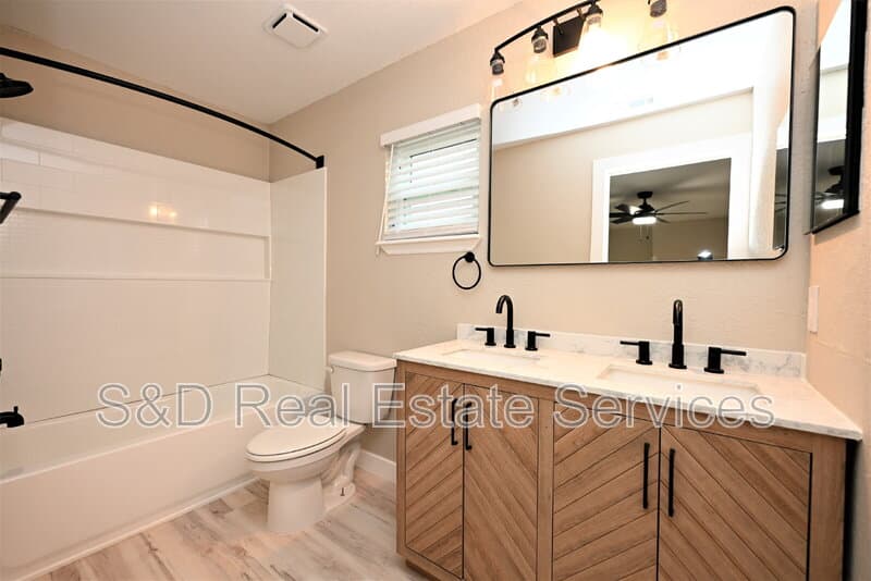 Polk City House: 234 Trailview Way