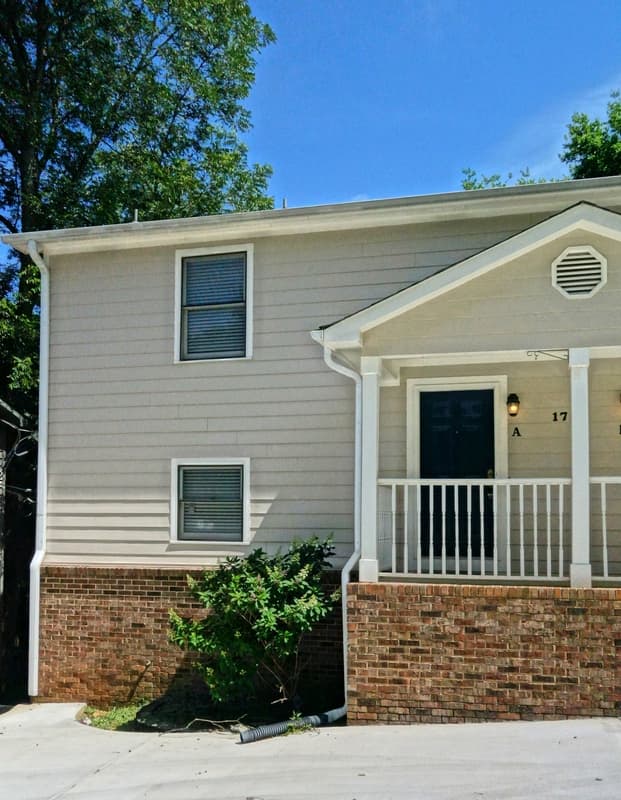 Huntsville House: 1705 Toll Gate Road SE