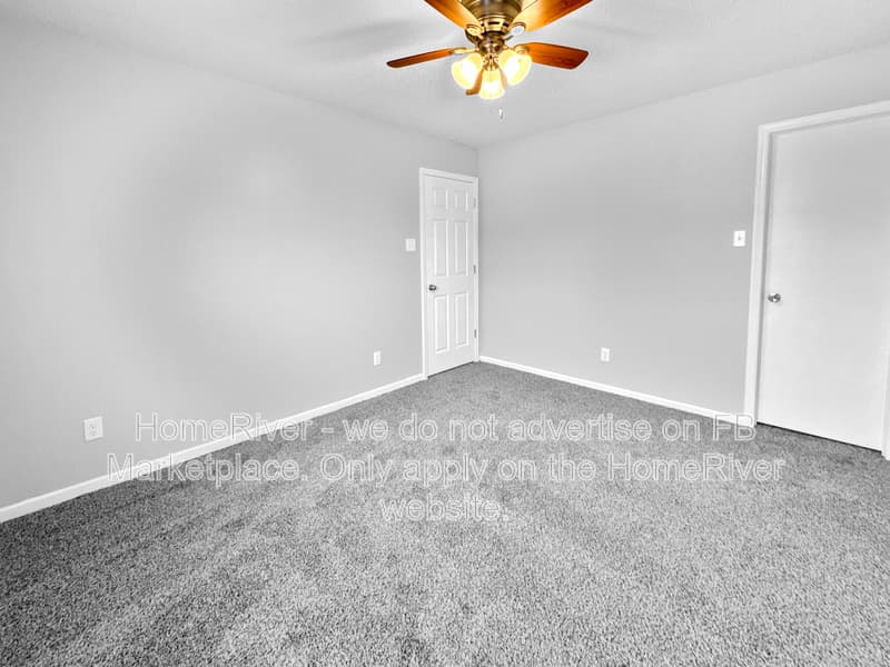 Mccordsville House: 5732 N Rockingham Ln