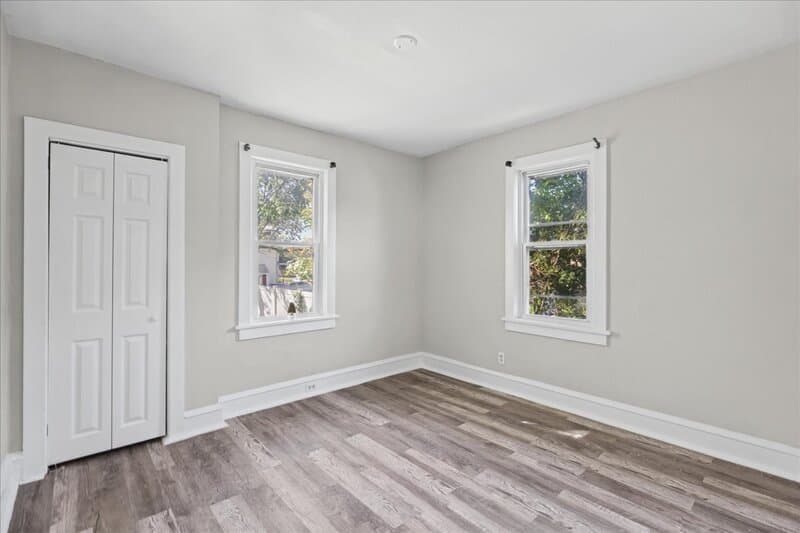 Audubon Condo: 504 Cedarcroft Ave. - C