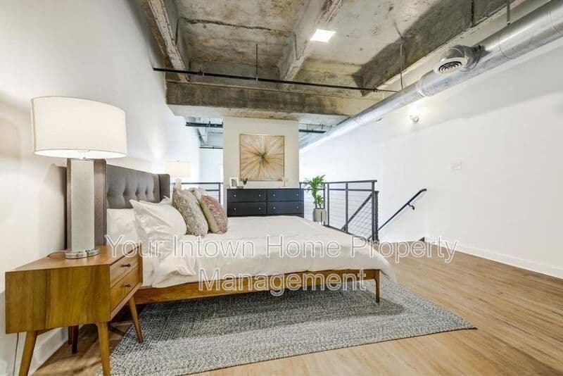 Atlanta Condo: 260 18th St NW