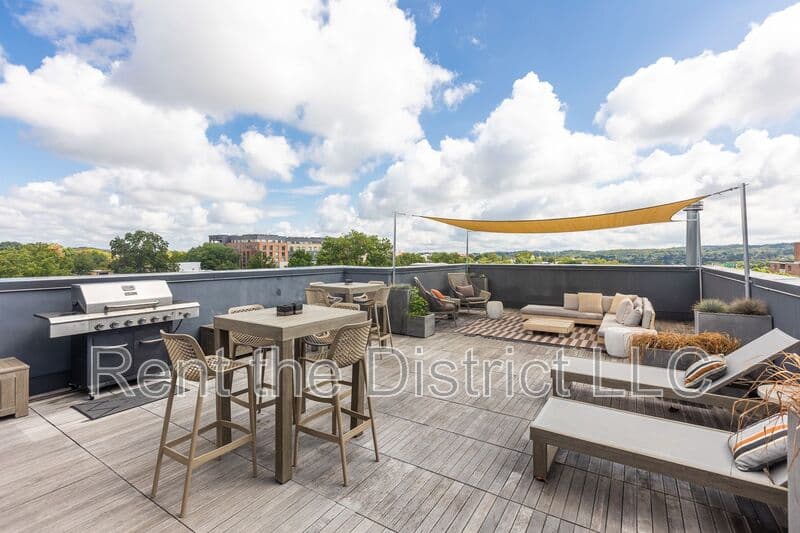 Washington Condo: 1345 K Street SE
