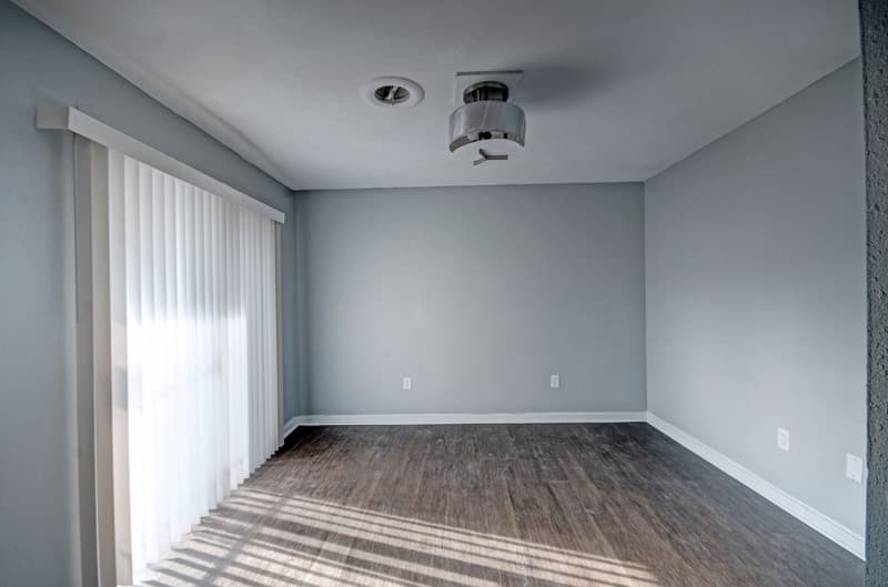 Jackson Condo: 225 W McDowell  - E2