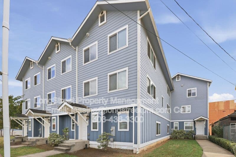 Corvallis Townhome: 132 SW Avery Ave