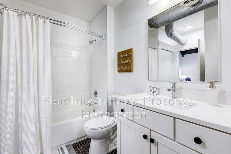 Atlanta Condo: 260 18th St NW