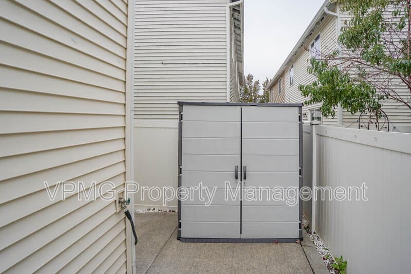 Vancouver Townhome: 7808 NE 60th St