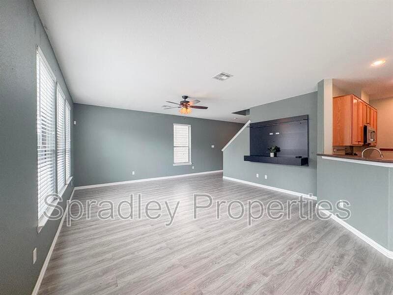 Temple House: 1047 Tumbleweed Trl