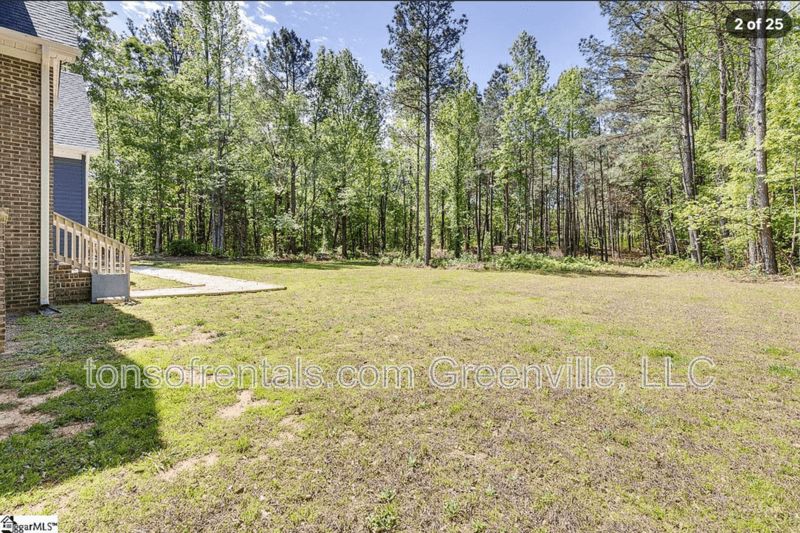Enoree House: 271 Rocky Ridge Road