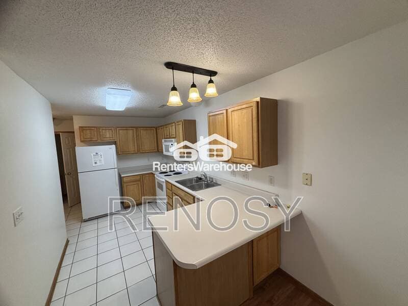 Des Moines Townhome: 3701 Brook Ridge Ct