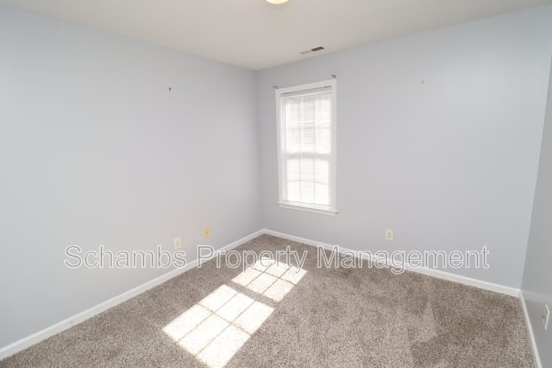 Clayton House: 410 Whitehall Ct