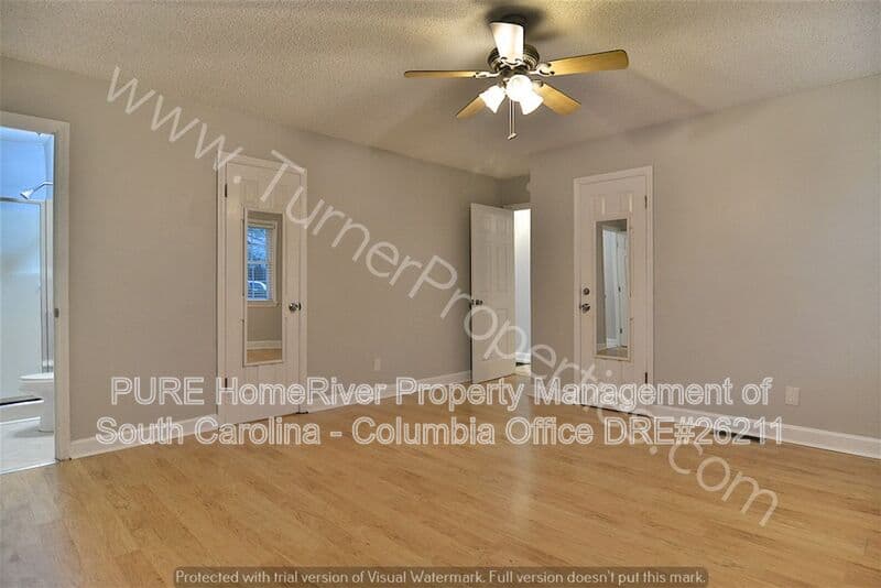 Hopkins House: 112 Harmon Hill Ct