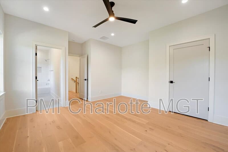 Charlotte House: 428 Dover Ave
