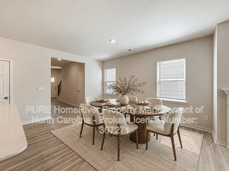 Lincolnton House: 2809 Frances View Ln