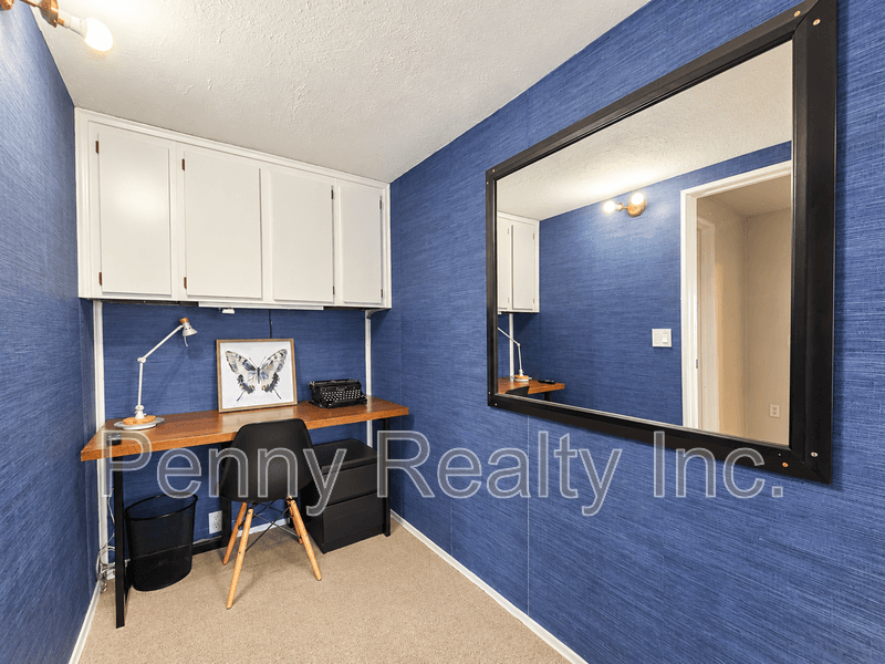 Escondido House: 9603 Indian Creek Way