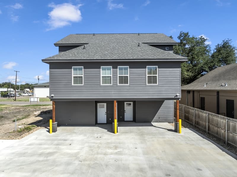 Waco House: 1416 Speight Avenue