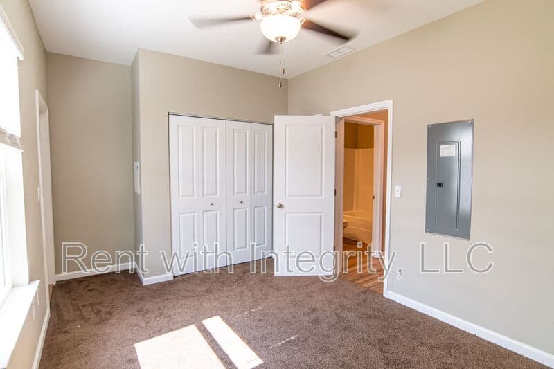 Tallahassee House: 2202 Del Carmel Way