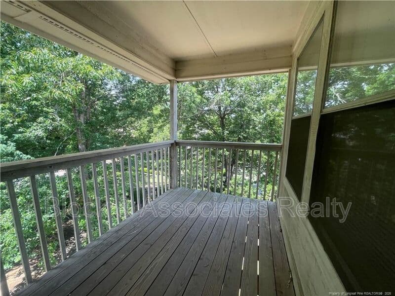 FAYETTEVILLE Condo: 1000 WOOD CREEK DR