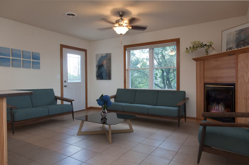 hudson Townhome: 780 magoo Road