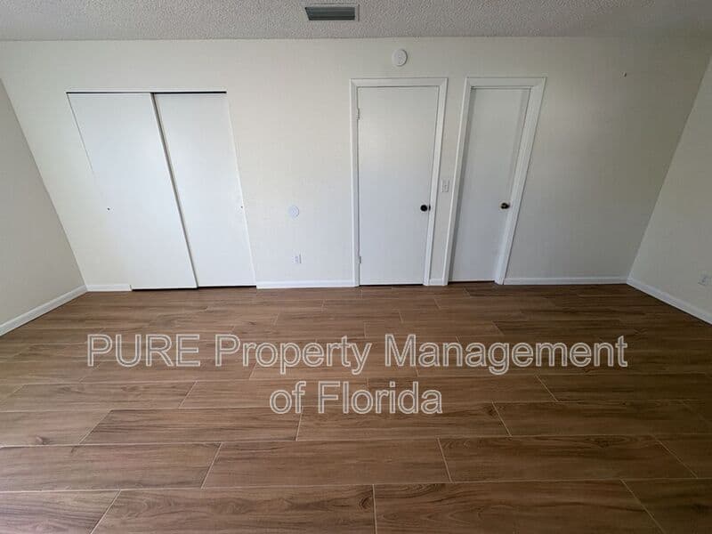 Ocala House: 6807 NW 62nd Place