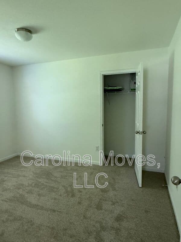 Greenville House: 7 Birchbriar Way