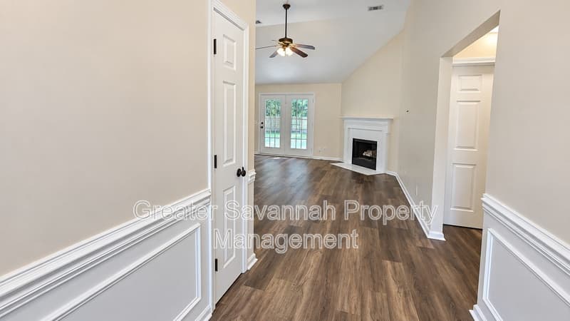 Pooler House: 12 Ashwood Court