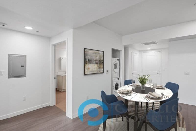 San Diego Apartment: 2724 El Cajon Blvd
