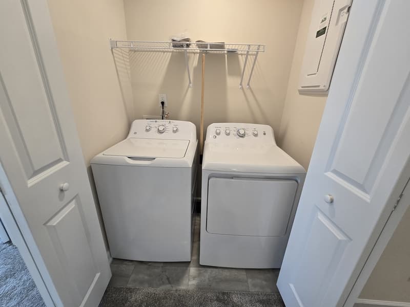 Jamestown Townhome: 4028 Beckton Trail