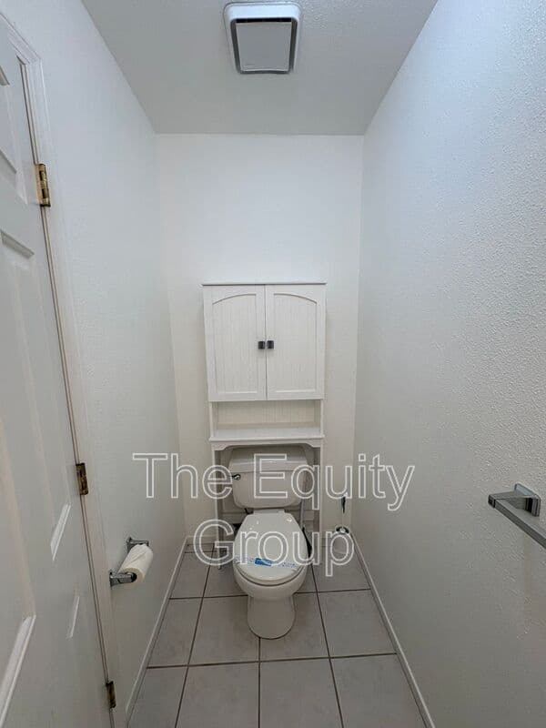 Visalia House: 5730 West Monte Verde Ct