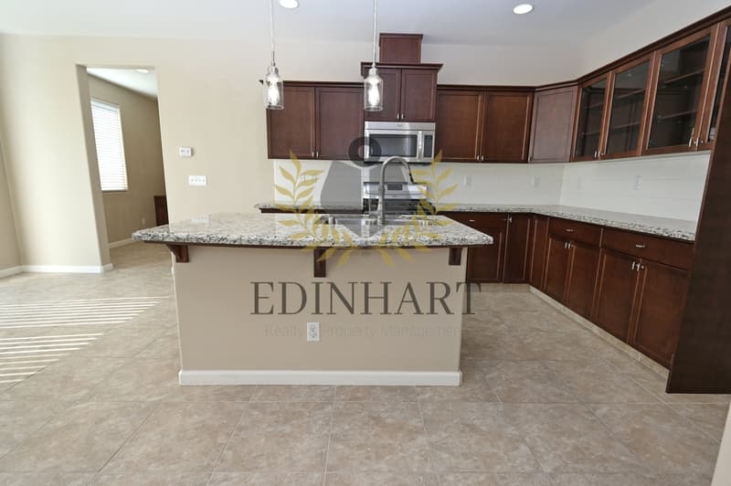 Clovis House: 3368 Monterosa Ln.
