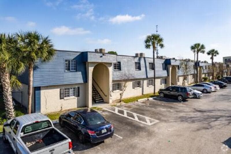 Orlando Condo: 5000 Sumerset St