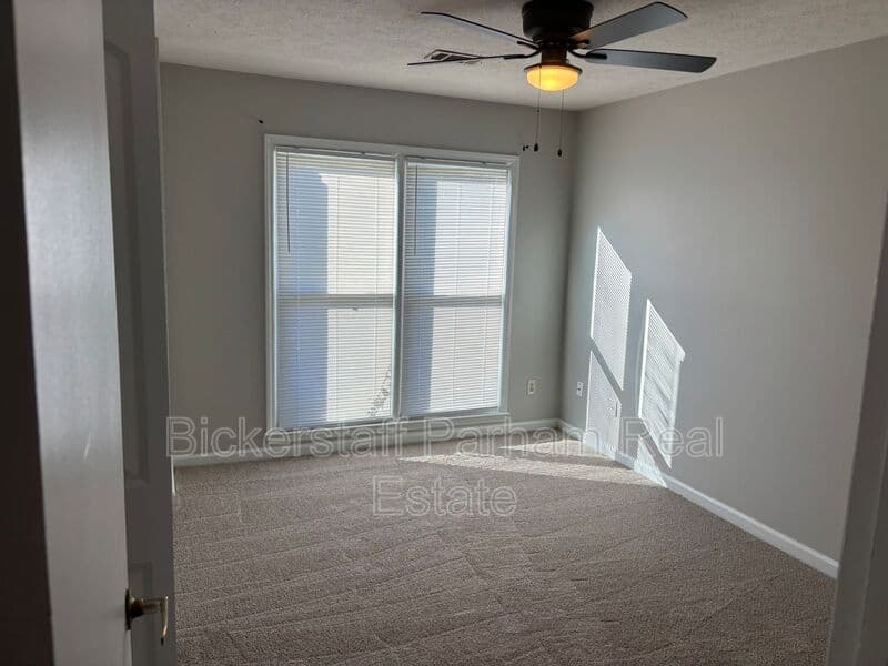 Columbus House: 4925 Foxfire Drive