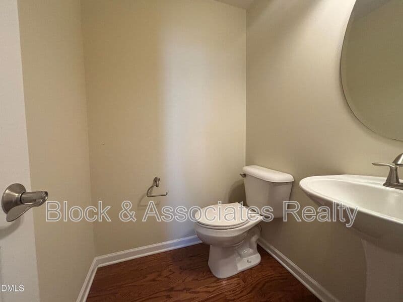 Wake Forest House: 1429 Kirkwood Hill Way