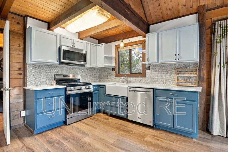Flagstaff House: 560 Choctaw