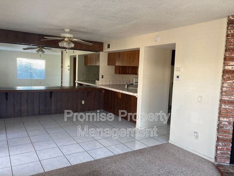 Oceanside House: 274 Riverview Way