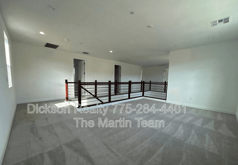 Sparks House: 11635 Vinegar Peak Drive