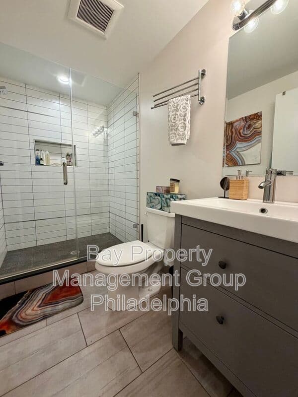 Philadelphia House: 1546 S Lambert St