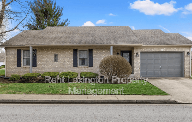 Lexington House: 3534 Cave Hill Place