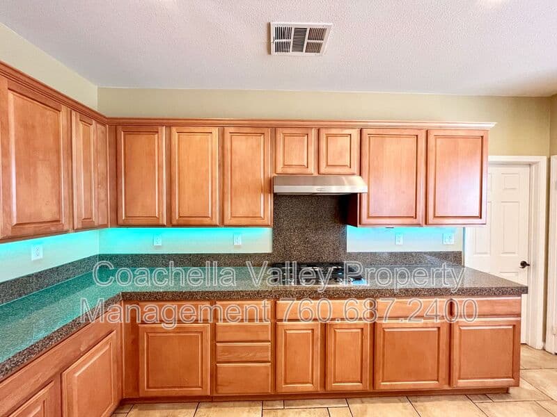 Indio House: 84543 Strada Way