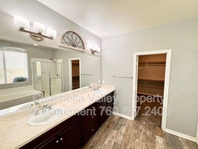 Indio House: 43776 Pettirosso St