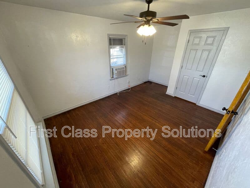 Bethany House: 6618 NW 31st St