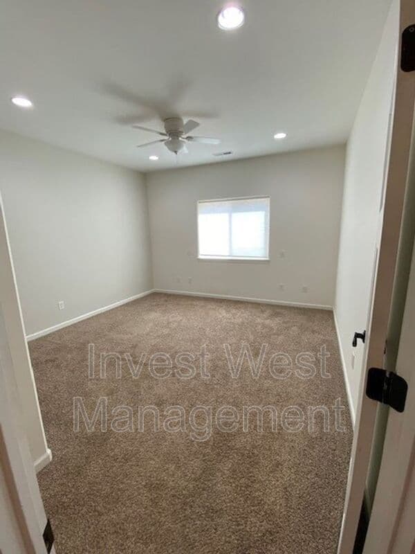 Battle Ground House: 1801 NE 16th Way