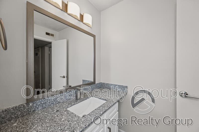 Hoover Condo: 3205 Spring Aire Ct