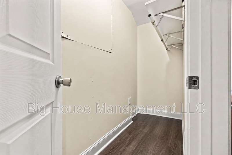 Sterling House: 47284 Grandview Pl
